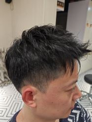 -PE SALON