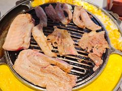 -轻烧烤肉(光谷步行街店)