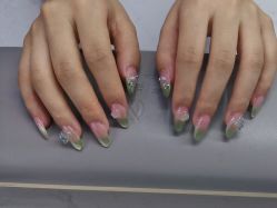 -瞧·享轻奢美甲美睫