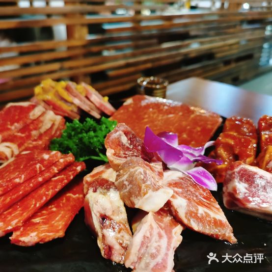 牛九日式炭火烧肉店(THE ONE购物中心店)