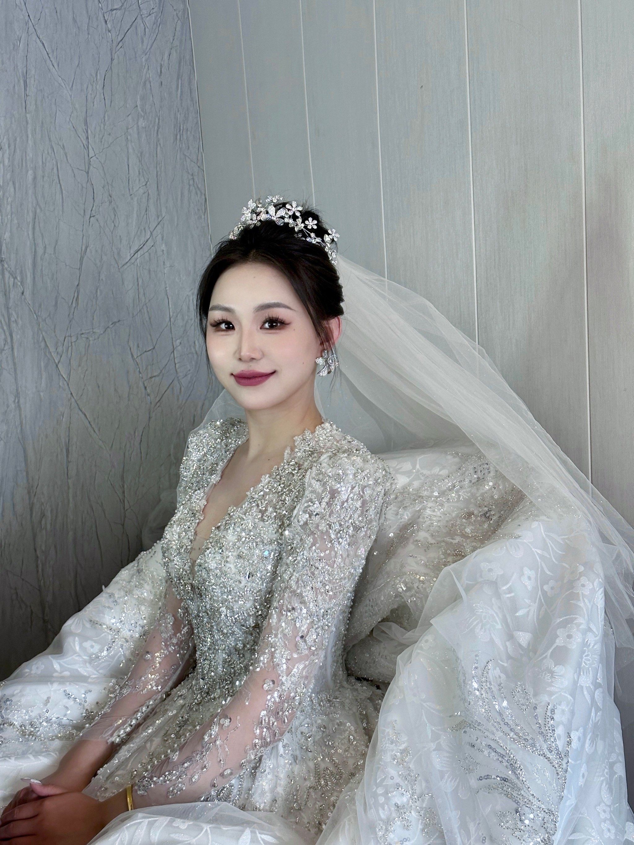 最美的新娘 #婚纱礼服 灰粉色系真的超适合白纱呀