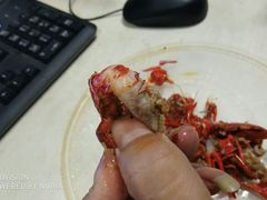 -虾弄弄海派小龙虾·牛羊蝎子火锅