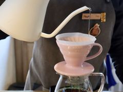 哥伦比亚蕙兰-Me Coffee下午茶艺术空间