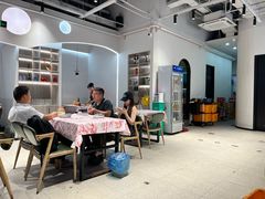 -老班长·小龙虾·鲜货烧烤大排档(金街美地店)