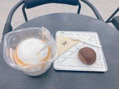 -M Stand(南京紫峰大厦店)