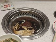 -龍歌自助小火锅(芝罘万达店)