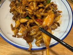 -董厨煨汤馆(车站路店)