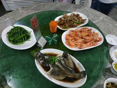 -四川小胡子海鲜(丁村万人海鲜广场店)