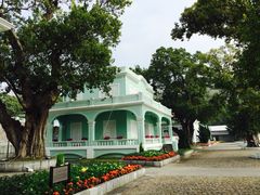 iphone_upload_pic-龙环葡韵住宅式博物馆