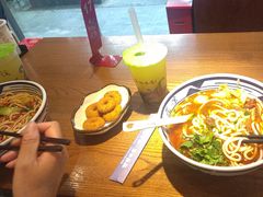 -鑫花溪牛肉米粉(景德路店)