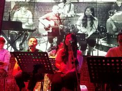 -胡桃里乐队酒馆(鎏嘉码头店)