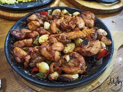 -老东镇啤酒屋海鲜加工·蒸汽海鲜·海鲜烧烤(台东店)