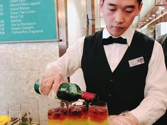 -东方红海鲜百汇(国际大厦店)