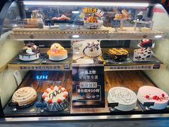 -DQ·蛋糕·冰淇淋(大宁国际商业广场店)
