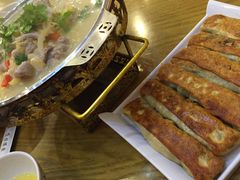 -铸钟褡裢火烧(西三环紫竹桥店)