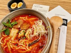 贵州风味红酸汤什锦面-里面·Noodlology(机电院店)