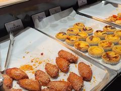 -雍容荟帝王蟹活龙虾展台自助(IFS黑金店)