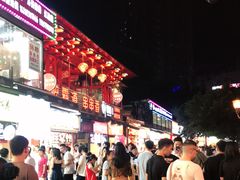 -八一路好吃街(雨田商务大厦店)