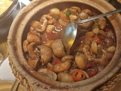 -巴厘龙虾·榜首油焖大虾(音乐学院·沿江酒馆店)
