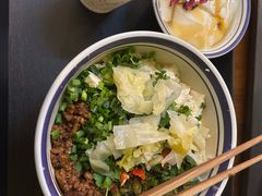 -云阿蛮云南生烫牛肉米线(奉贤路店)