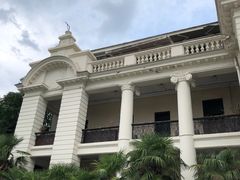 -Big House当代艺术中心