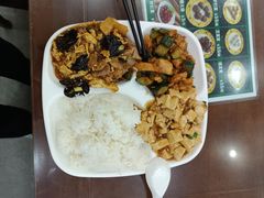 -护国寺小吃(左家庄店)
