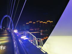 -南京眼步行桥