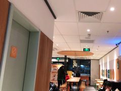 -麦当劳(玉桥中路店)