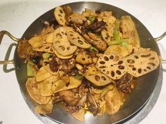 招牌干锅牛蛙-蛙蛙叫·干锅年代(钻石广场店)