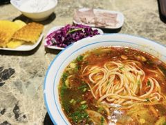 -京穆兰兰州牛肉面·清真(盛龙广场店)