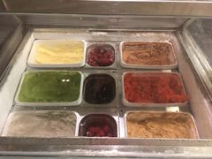 -圣丰索菲特·2 On 988 Café 自助餐厅