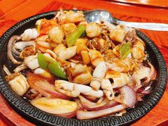 -小船渔村•大连菜•大连焖鱼(黄河路店)