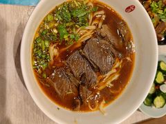 -康师傅私房牛肉面(马泉营奥莱店)