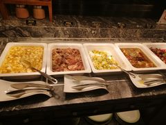 自助取餐区-金海湾自助餐厅(金陵饭店)