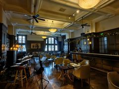 -Salon de Ville浦江汇(上海外滩华尔道夫酒店店)