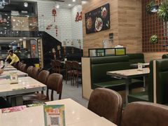 -佰搭果·广式茶餐厅(西华路店)