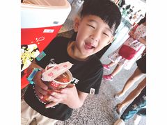 餐饮设施-东方明珠广播电视塔
