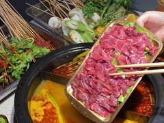 -钢管厂五区小郡肝串串香(奥克斯广场锦城万达店)
