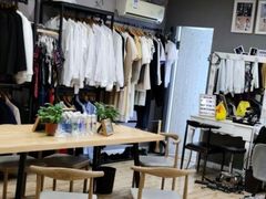 -花儿照相馆·最美证件照(红旗街万达店)