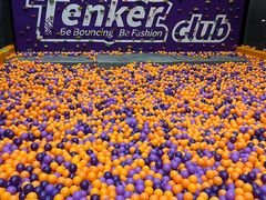 -Tenker Club弹刻极限主题公园 · 蹦床 · 团建 · 生日派对(大关店)