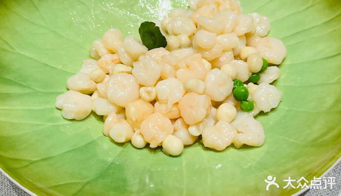 符合上海本帮菜的特色，整体体验感非常好，下次还来！