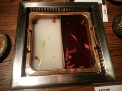 -老牌坊云南鱼豆花火锅(嵩山店)