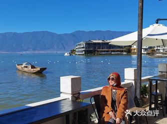 这次云南之旅最赞的地方之一就是双廊古镇～ 我们是洱海