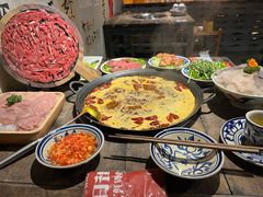 -旧街市鲜货老火锅(大光路店)