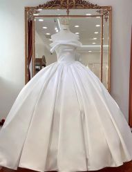 -纯色时光婚纱艺术馆WHITE