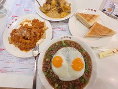 窝蛋碎牛饭-大哥餐厅(西城花园店)