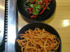 豆腐皮-小黑猪石板烤肉(皇冠花园店)