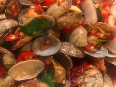 蒜香耗油丁丁兔-罗妈砂锅(四川成都奎星楼店)