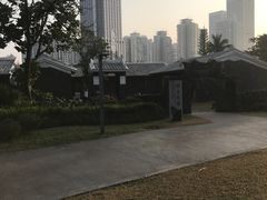 -万绿园