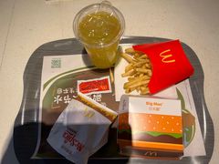 -麦当劳(友谊路得来速店)